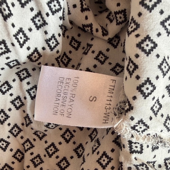 Multicolor Patterned Halter Tank Top - Women's - Picture 2 of 2